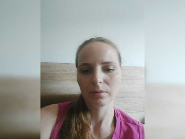 Lulu-Erotica live cam on BongaCams