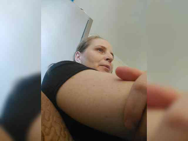 S-O-F-I-A webcam