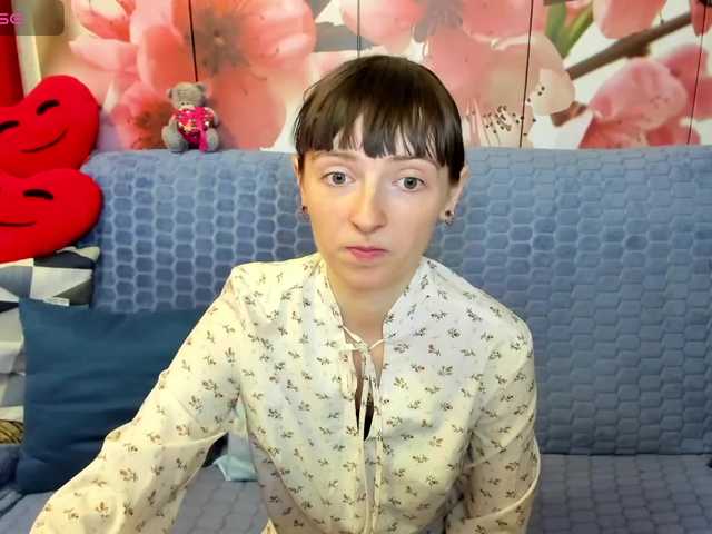 le modèle KathelinBrik est en webcam porno dans un show sur le site bongacams, il possède les tags suivants: White/Caucasian,Brunette,Hairy