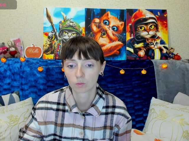 KathelinBrik, en directo ahora en BongaCams