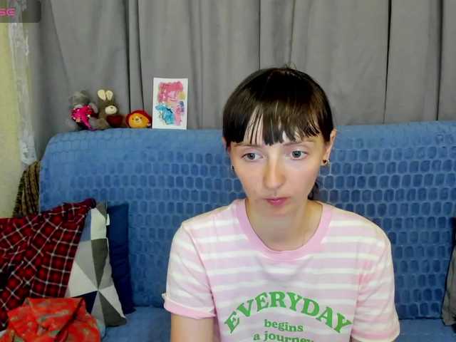le modèle KathelinBrik est en webcam porno dans un show sur le site bongacams, il possède les tags suivants: White/Caucasian,Brunette,Hairy