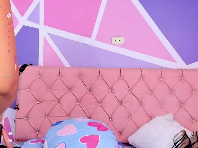 AngieCandy live cam on BongaCams