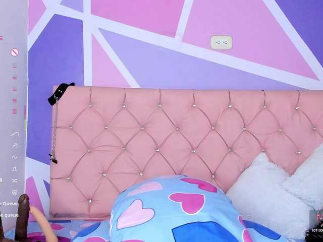 AngieCandy live webcam show