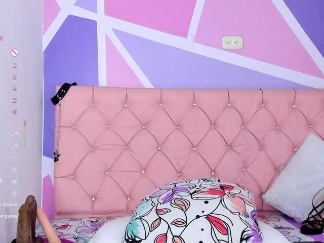 AngieCandy live cam on BongaCams