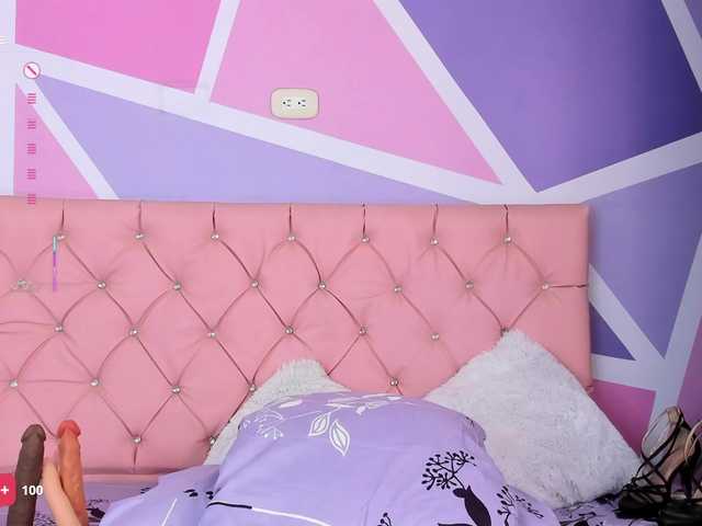AngieCandy live cam on BongaCams