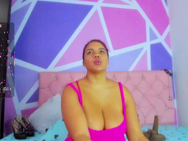 AngieCandy live cam on BongaCams