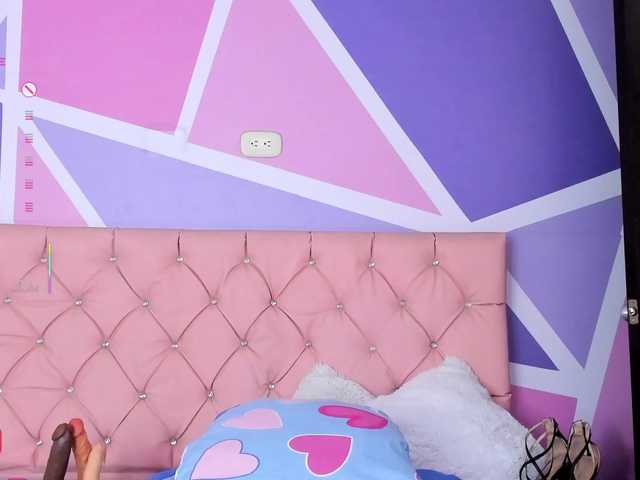 AngieCandy live cam on BongaCams