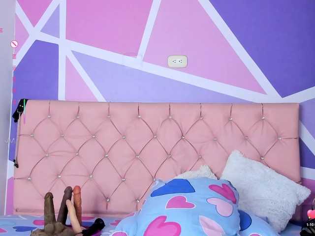 AngieCandy live cam on BongaCams