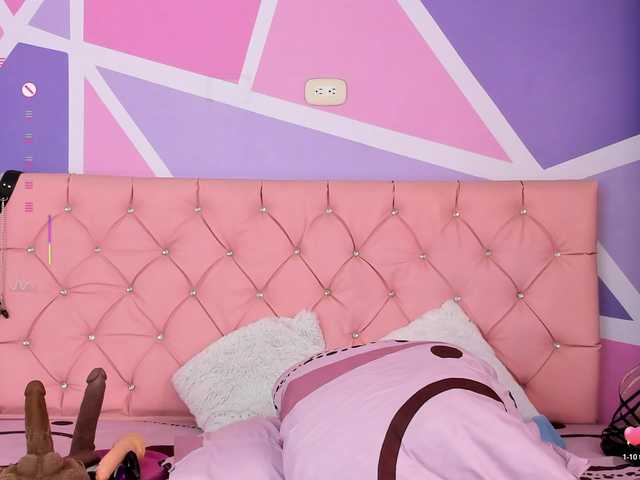 AngieCandy live cam on BongaCams