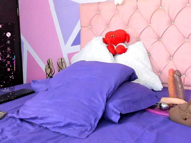 AngieCandy