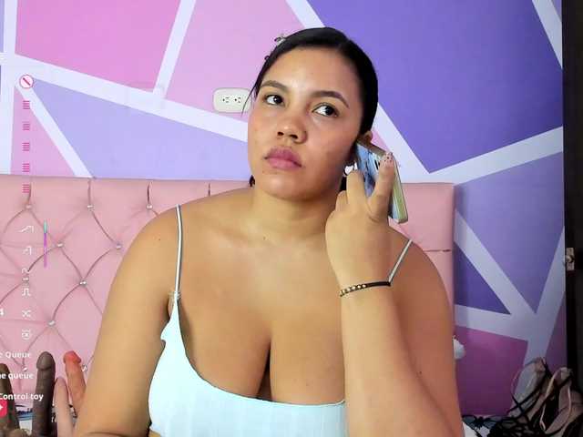AngieCandy