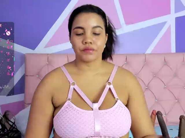 AngieCandy live cam on BongaCams