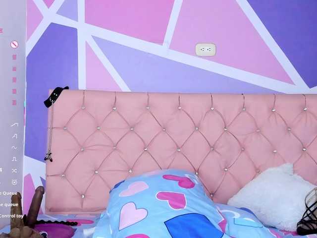 AngieCandy live webcam show
