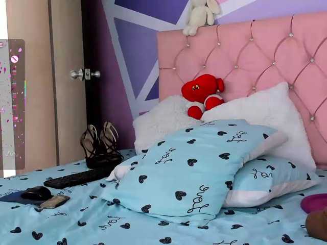AngieCandy live cam on BongaCams