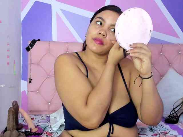 Modella: AngieCandy