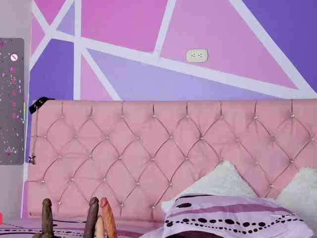 AngieCandy