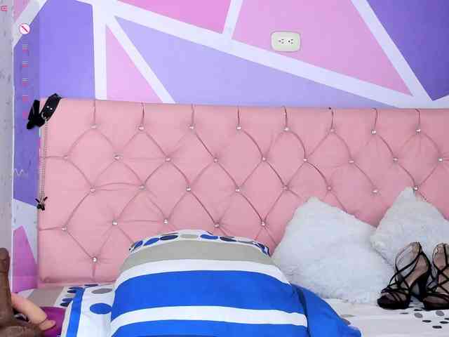 AngieCandy
