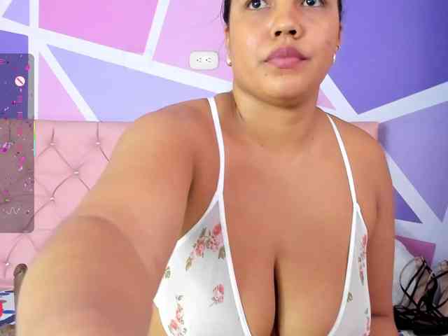AngieCandy