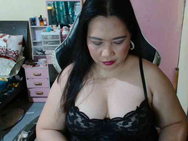 Ellaine08 webcam