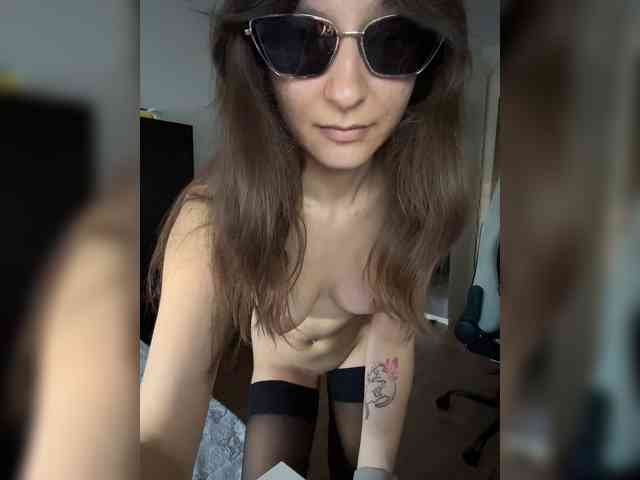 Lilbut webcam