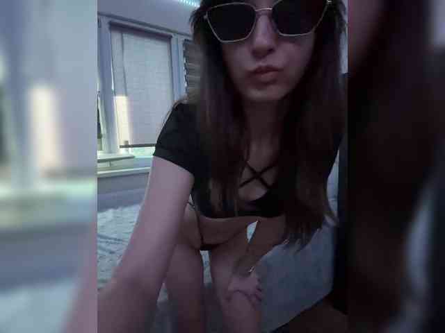 Lilbut webcam