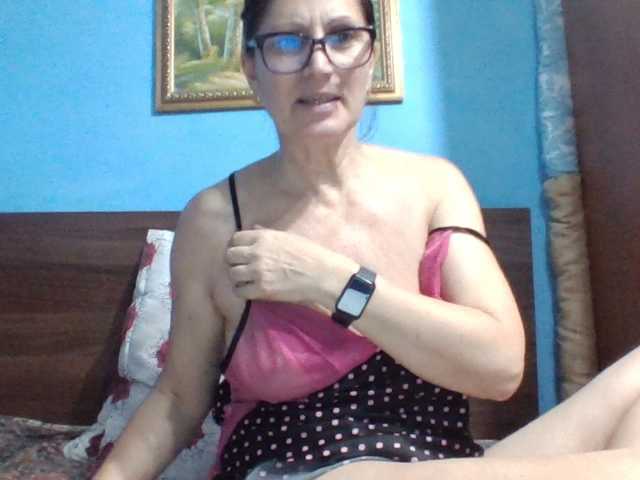 SexyEstelle live cam on BongaCams