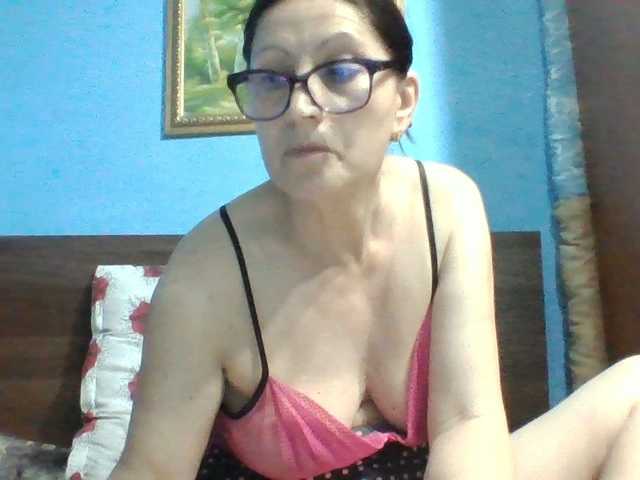 SexyEstelle live cam on BongaCams