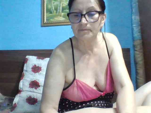 SexyEstelle webcam