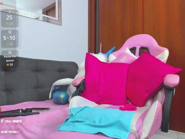 MarianaReyes live cam on BongaCams