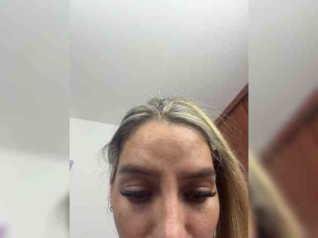 MarianaReyes webcam
