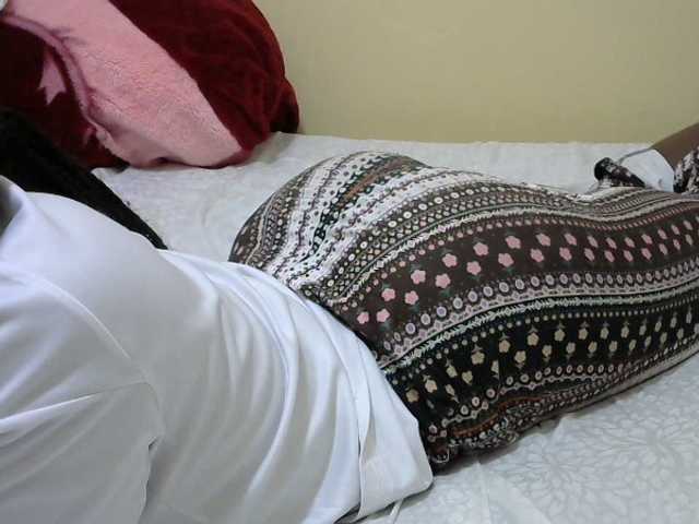 Cutesweetness live cam on BongaCams