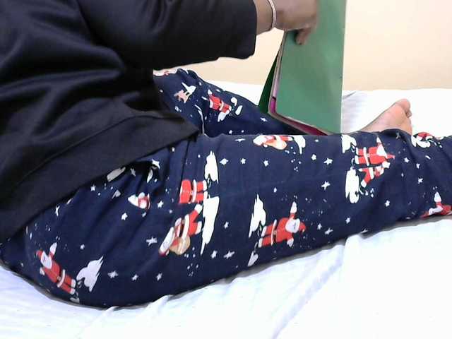 Cutesweetness live cam on BongaCams