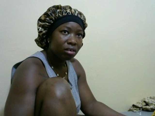 Cutesweetness live cam on BongaCams