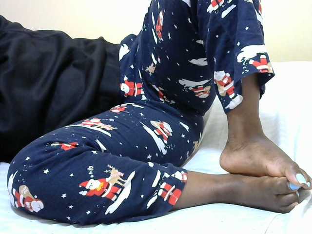 Cutesweetness live cam on BongaCams