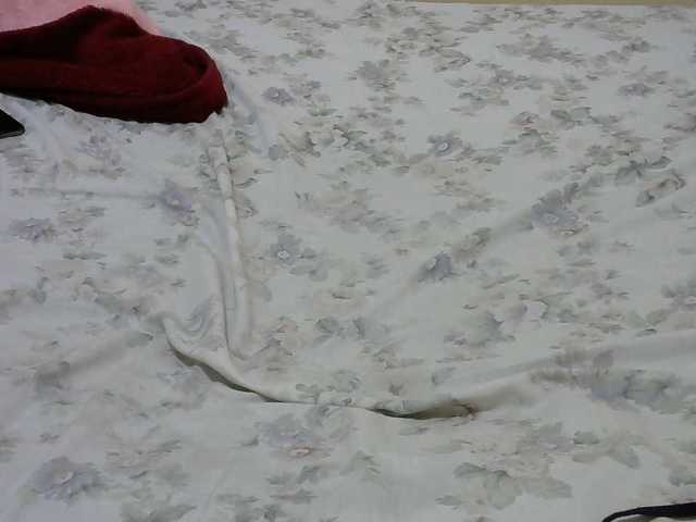 Cutesweetness live cam on BongaCams