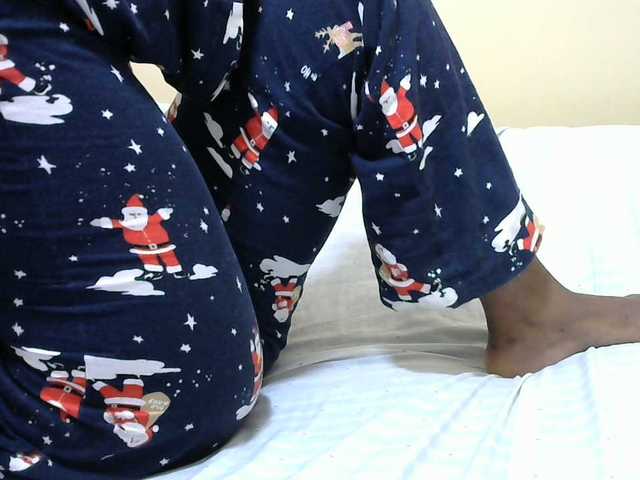 Cutesweetness live cam on BongaCams