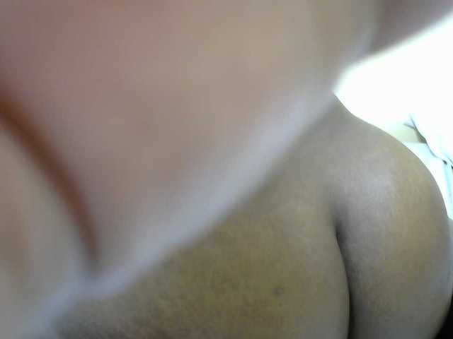 Cutesweetness live cam on BongaCams