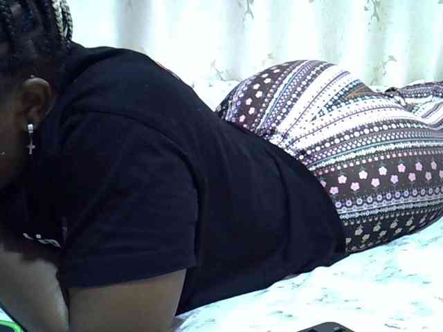 Cutesweetness webcam