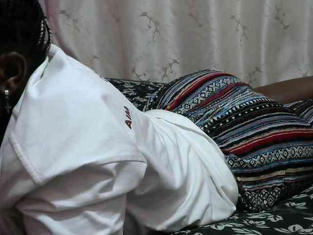 Cutesweetness webcam