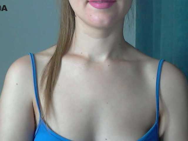 Lolakisss live webcam show