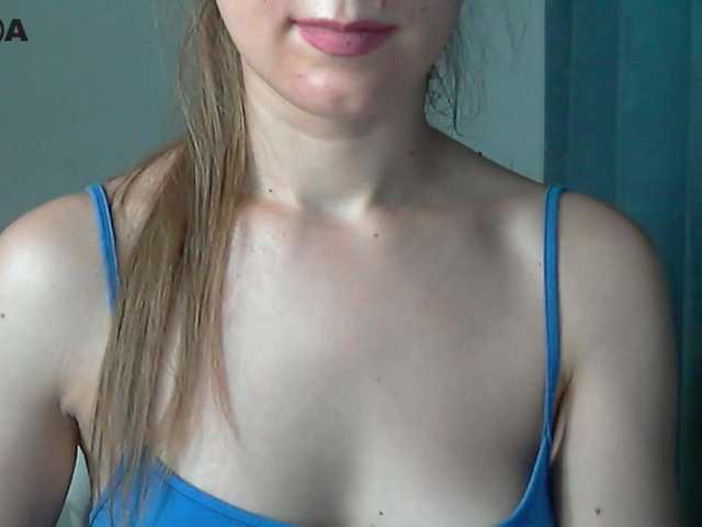 Lolakisss live webcam show