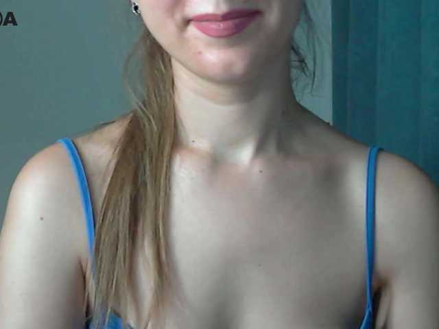 Lolakisss live webcam show