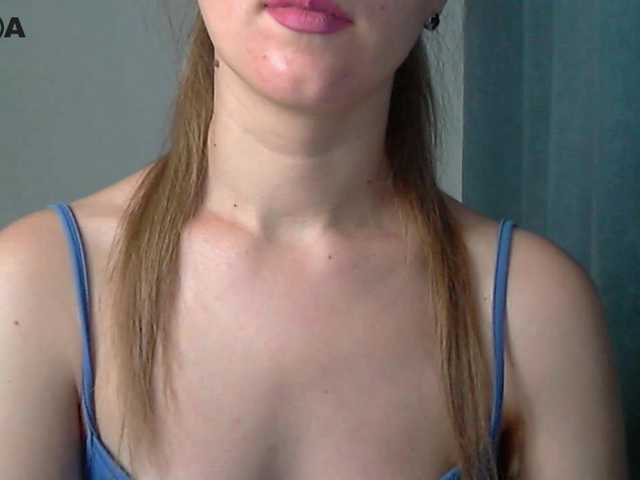 Lolakisss live webcam show