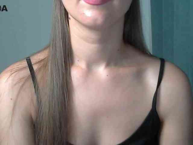 Lolakisss webcam