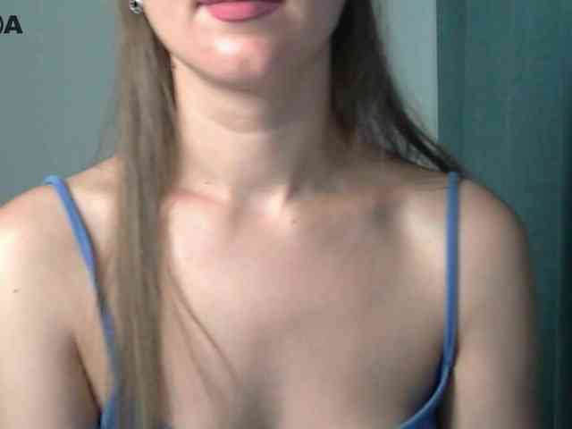 Lolakisss webcam