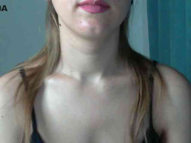 Lolakisss webcam