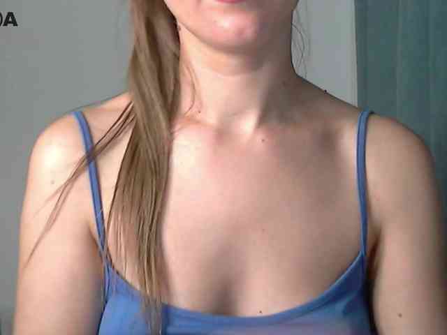Lolakisss webcam