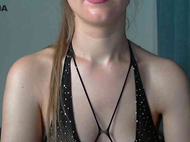 Lolakisss webcam