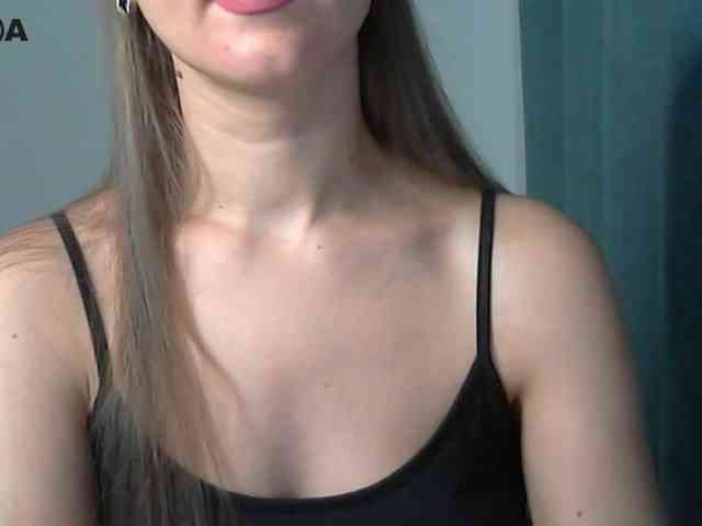 Lolakisss webcam