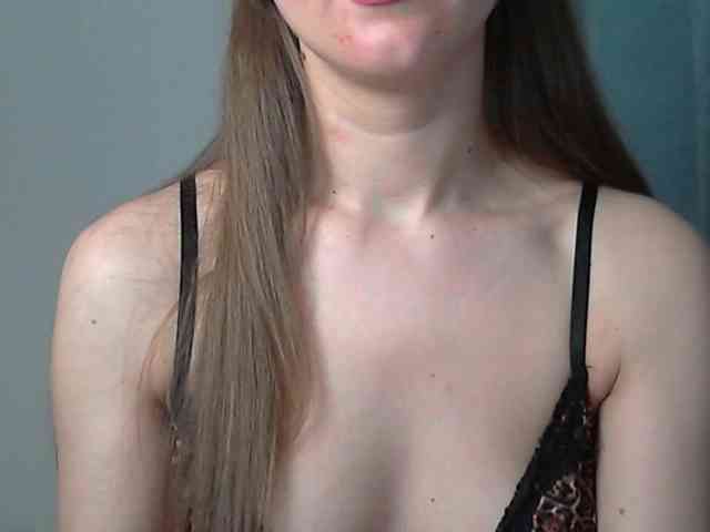 Lolakisss webcam